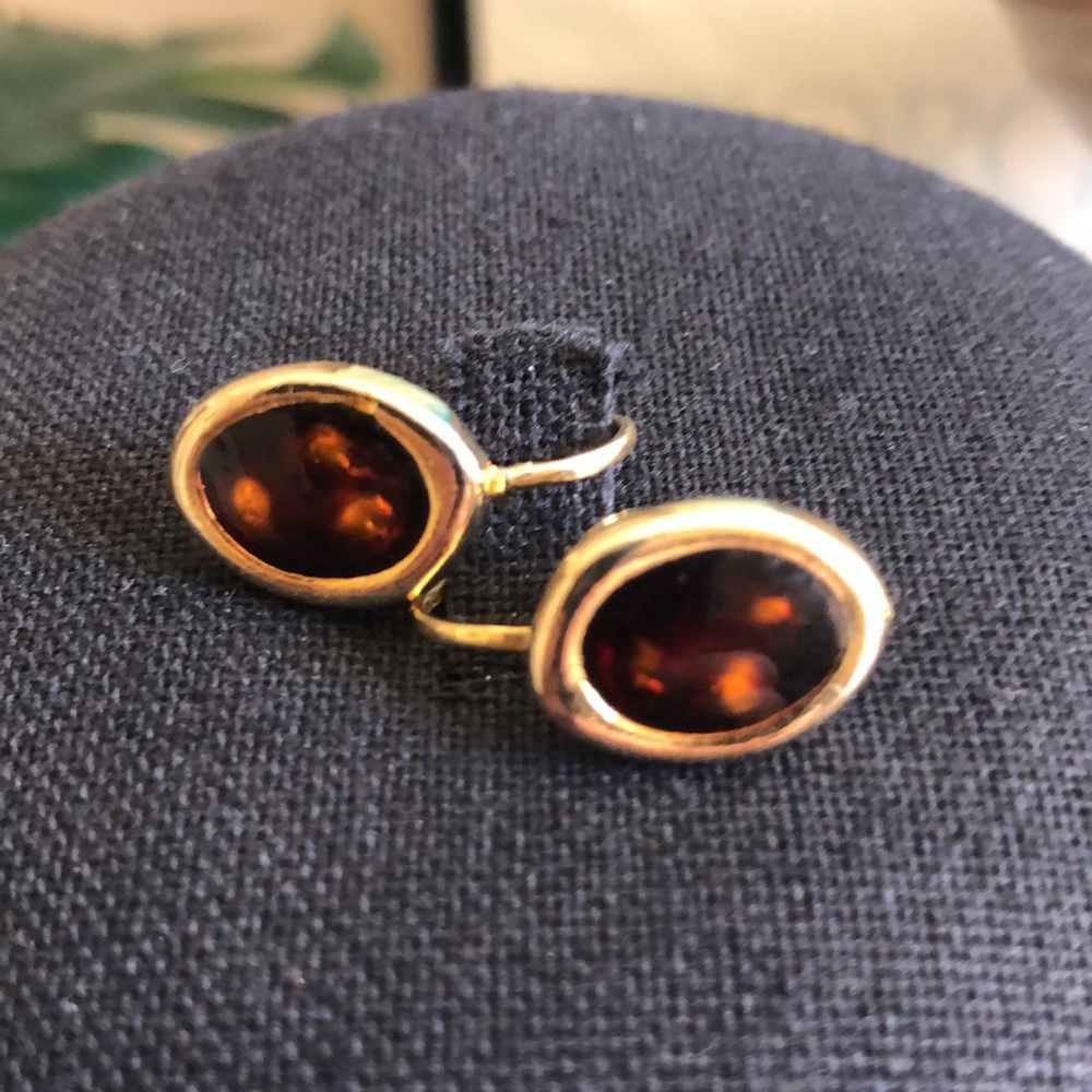 Vintage Gold Tone Tortoise Earrings - Picture 2 of 5